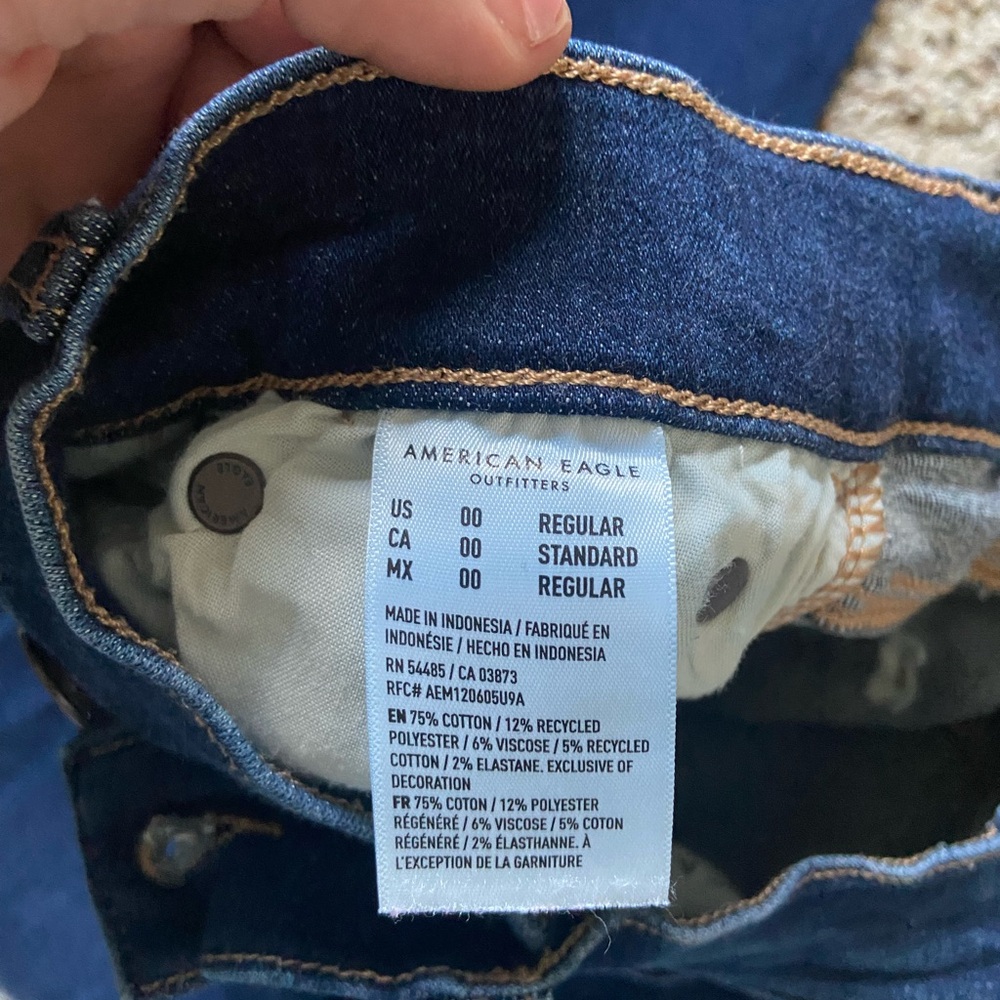 Excellent condition American Eagle flare jeans